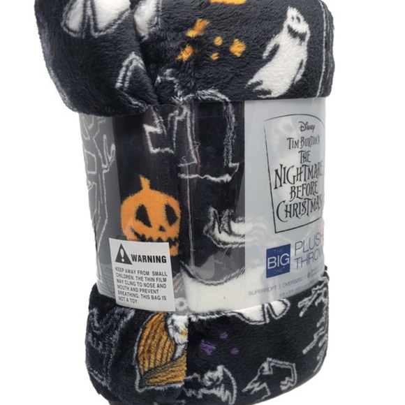 Disney’s Nightmare Before Christmas “The Big One” Soft Blanket 60 x 72 - Picture 3 of 4